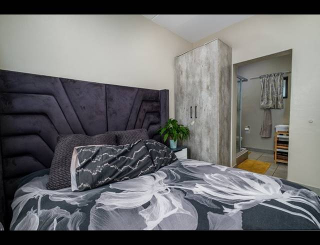 1 BEDROOM TOWNHOUSE FOR SALE IN WHITERIDGE